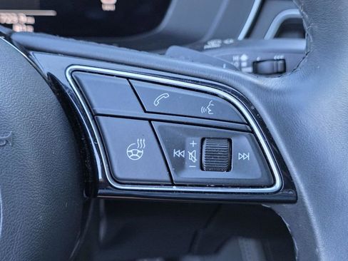 Used 2022 Audi A4 2.0T Premium Plus image 28