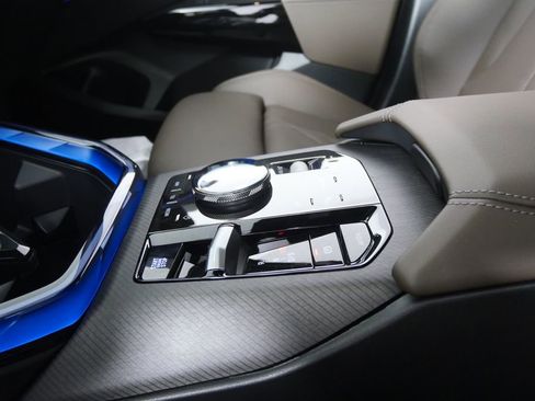 Used 2026 BMW X3 xDrive30 w/ M Sport Package image 21