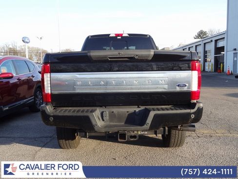 Used 2017 Ford F350 Platinum w/ Platinum Ultimate Package image 5
