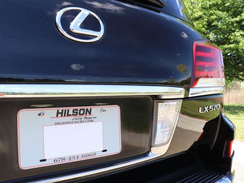 Used 2014 Lexus LX 570 4WD image 13