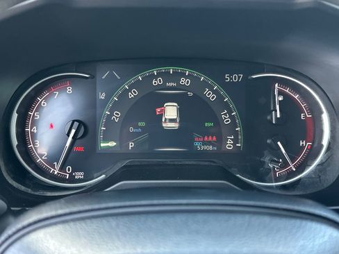 Used 2024 Toyota RAV4 XLE FWD image 22