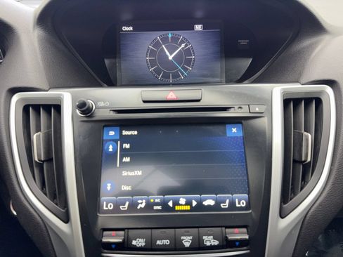 Used 2018 Acura TLX FWD image 24