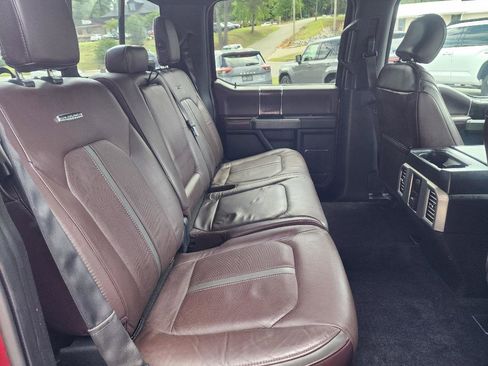 Used 2015 Ford F150 Platinum w/ Equipment Group 701A Luxury AWD/4WD image 10