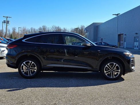 Certified 2025 Audi Q5 Premium Plus image 7