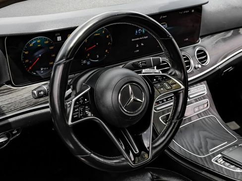Used 2021 Mercedes-Benz E 350 4MATIC Sedan w/ Premium Package image 14
