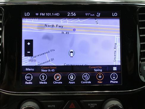 Used 2019 Jeep Grand Cherokee Overland RWD image 21