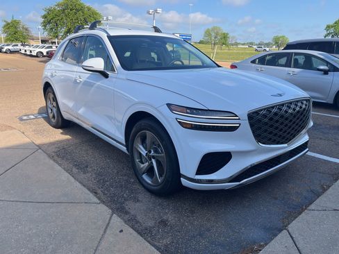 Used 2026 Genesis GV70 2.5T image 7