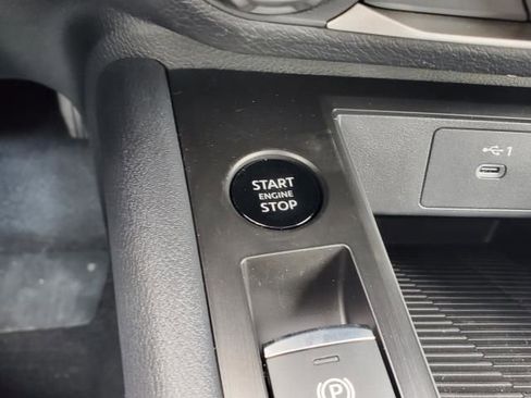 New 2026 Nissan Kicks S image 29