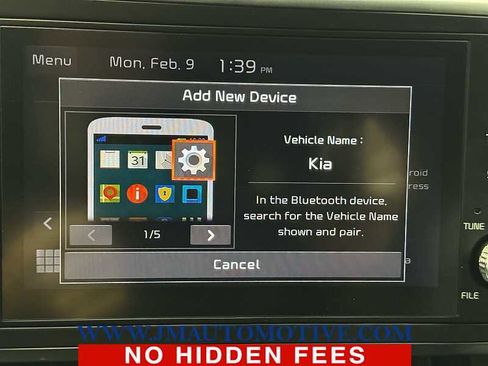 Used 2024 Kia Carnival LX image 26