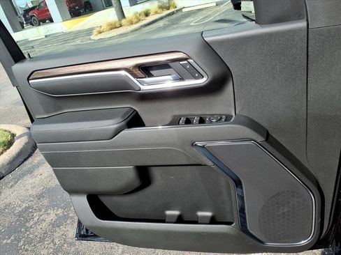 New 2026 Chevrolet Silverado 1500 LT image 7