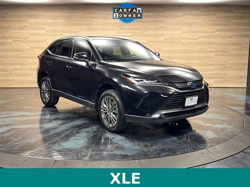 Used 2024 Toyota Venza XLE AWD/4WD image 1