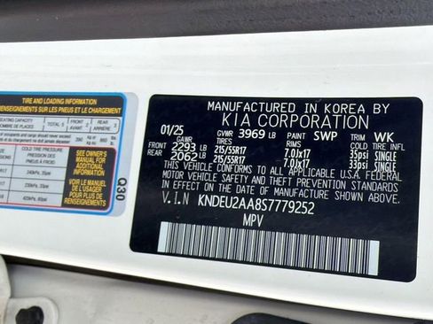Used 2025 Kia Seltos S FWD image 32