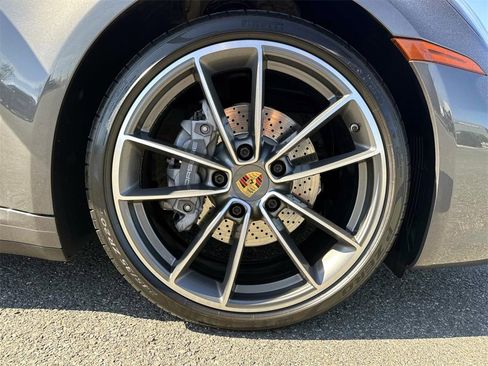 Used 2020 Porsche 911 Carrera image 10