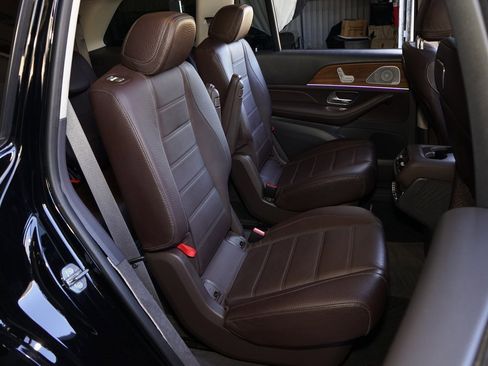 Used 2020 Mercedes-Benz GLS 580 4MATIC image 20