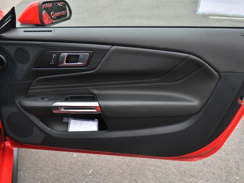 Used 2024 Ford Mustang Premium image 36