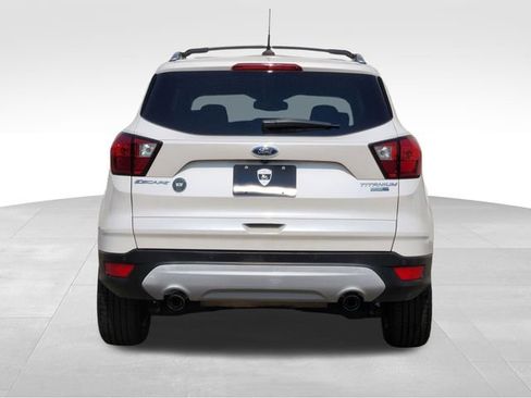 Certified 2019 Ford Escape Titanium AWD/4WD image 8