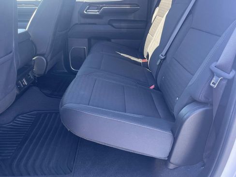 Used 2023 GMC Sierra 1500 SLE w/ Preferred Package image 13