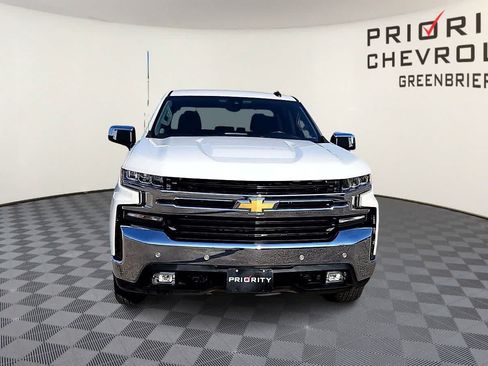 Certified 2019 Chevrolet Silverado 1500 LT w/ Convenience Package AWD/4WD image 3