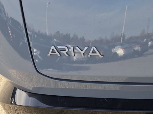 Used 2024 Nissan Ariya PLATINUM+ image 24