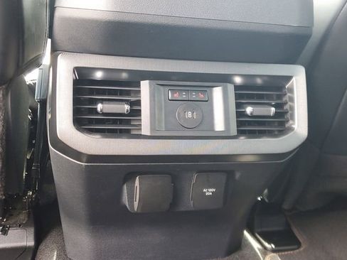 Used 2024 Ford F250 Platinum AWD/4WD image 13