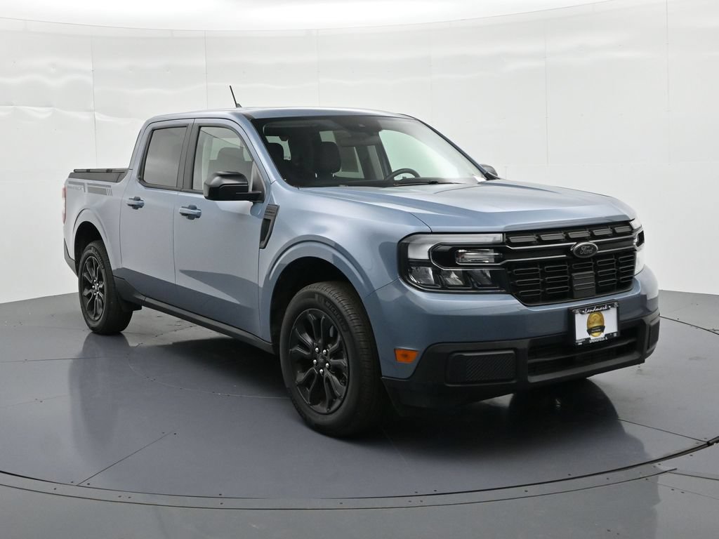Certified 2024 Ford Maverick Lariat w/ Black Appearance Package AWD/4WD image 4