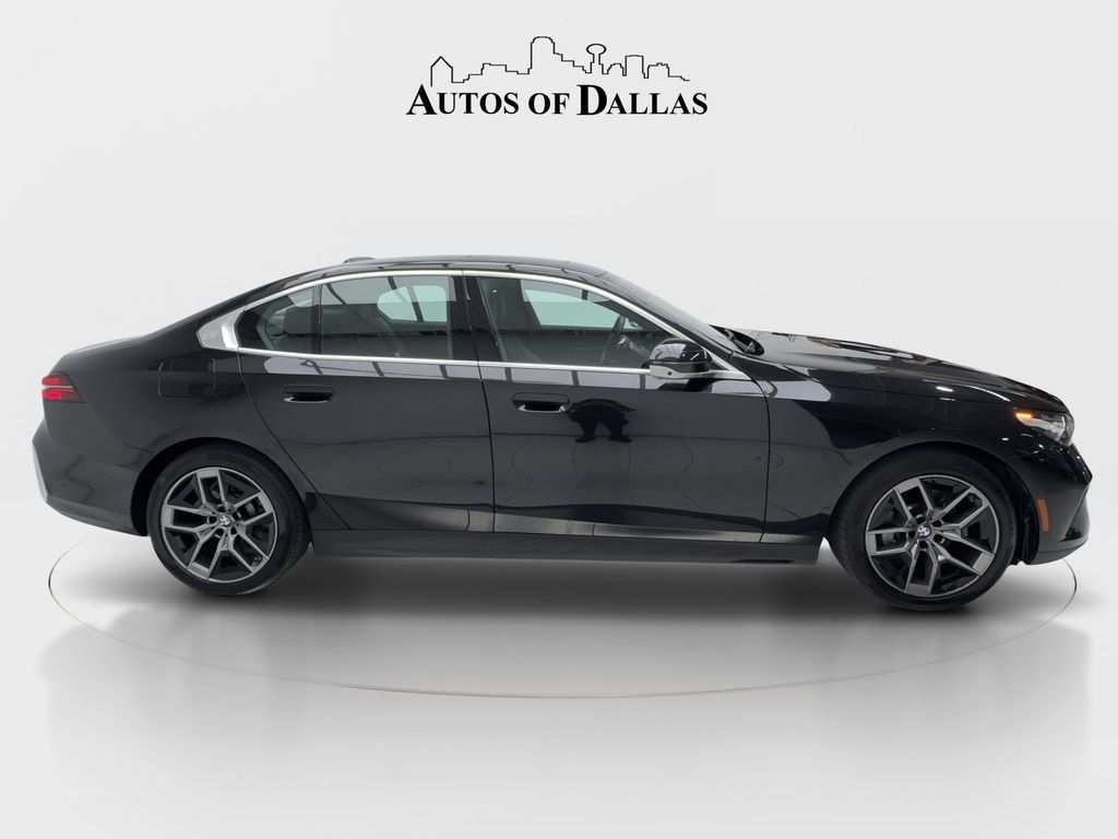 Used 2026 BMW 530i RWD image 6