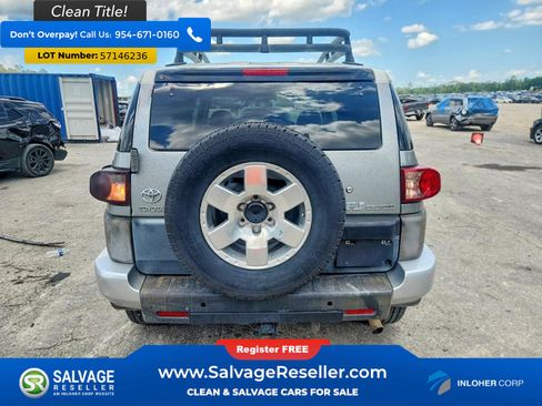 Used 2010 Toyota FJ Cruiser 2WD image 8