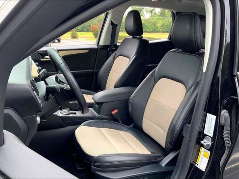 Used 2021 Ford Escape Titanium w/ Titanium Elite Package AWD/4WD image 24