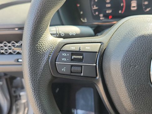 Certified 2023 Honda Accord LX image 20