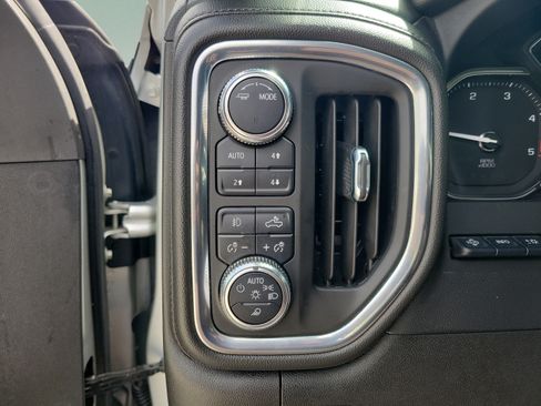 Used 2021 GMC Sierra 2500 Denali w/ Denali Ultimate Package AWD/4WD image 16