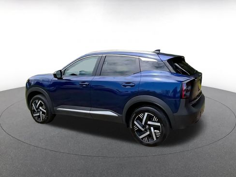 Used 2026 Nissan Kicks SV FWD image 9