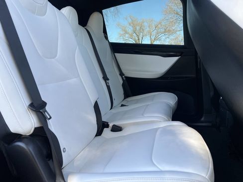Used 2019 Tesla Model X 75D image 20