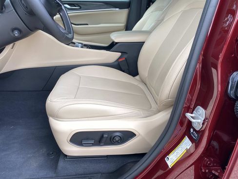Used 2024 Jeep Grand Cherokee L Limited w/ Luxury Tech Group II RWD image 25