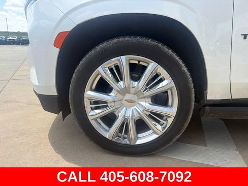 Used 2022 Chevrolet Tahoe High Country w/ Premium Package 2 RWD image 7
