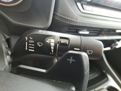 Used 2023 Nissan Rogue SV AWD/4WD image 19