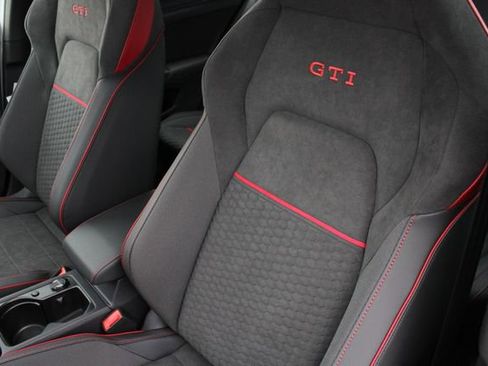 New 2026 Volkswagen GTI SE FWD image 5