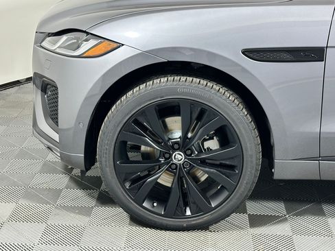 Used 2026 Jaguar F-PACE R-Dynamic S AWD/4WD image 9
