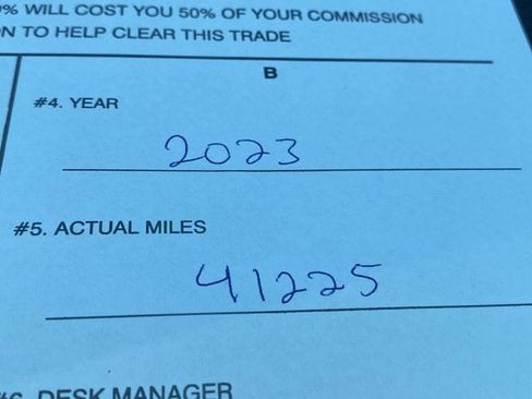 Used 2023 Toyota Tacoma TRD Off-Road image 11