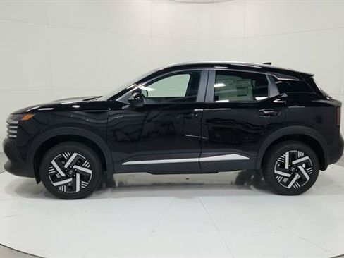 Certified 2026 Nissan Kicks SV FWD image 5