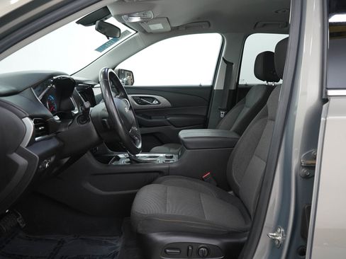 Used 2018 Chevrolet Traverse LT AWD/4WD image 24
