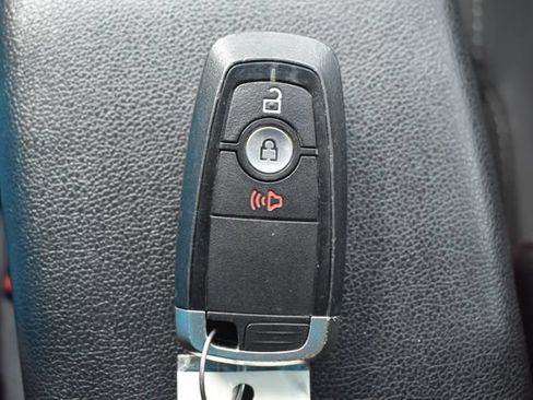 Used 2020 Ford EcoSport SE w/ SE Convenience Package FWD image 34