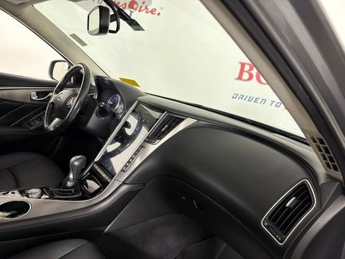 Used 2016 INFINITI Q50 Premium w/ 2.0T Premium Plus Package RWD image 17