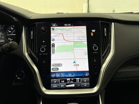 Used 2022 Subaru Outback Premium image 19