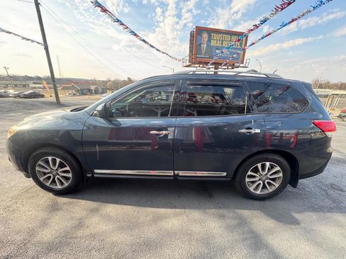 Used 2014 Nissan Pathfinder SL w/ SL Premium Package image 4
