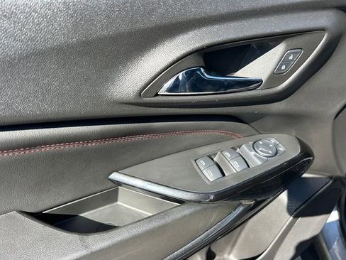 Used 2024 Chevrolet Trax RS w/ Sunroof Package image 31