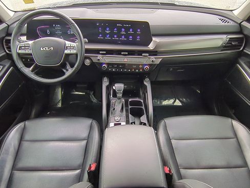 Used 2024 Kia Telluride S image 14