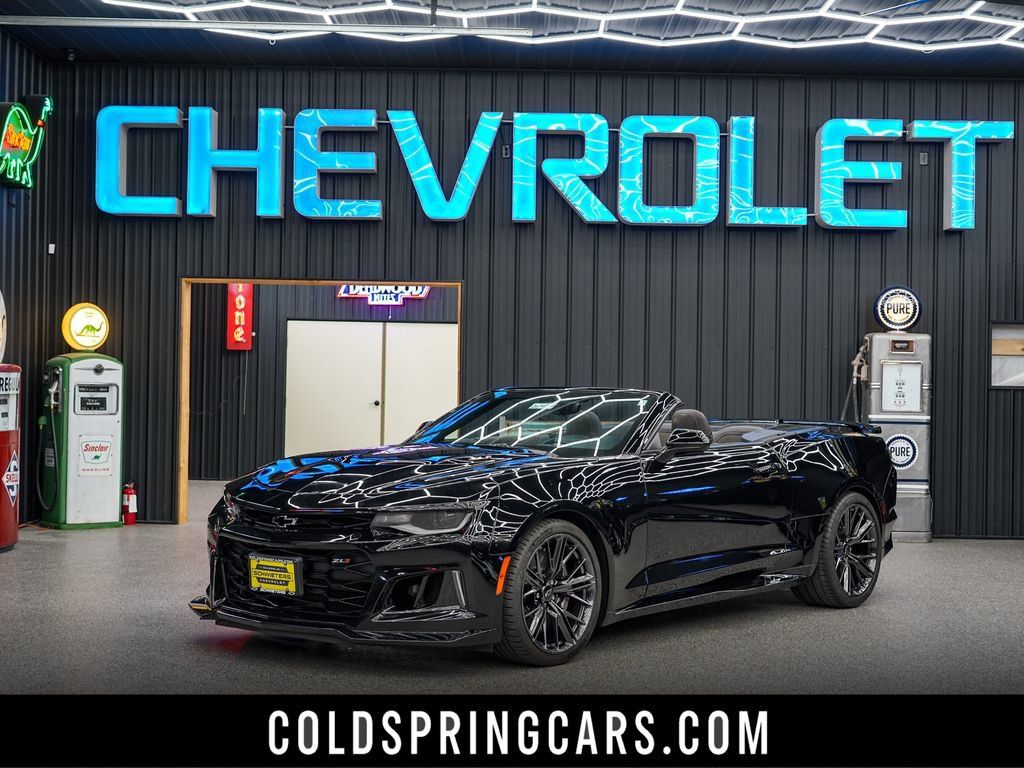 Used 2023 Chevrolet Camaro ZL1 RWD image 1
