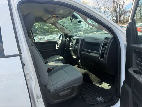 Used 2019 RAM 1500 Express w/ Express Value Package AWD/4WD image 25