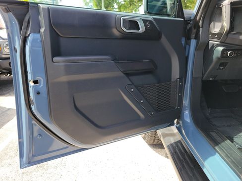 Used 2025 Ford Bronco Badlands AWD/4WD image 17