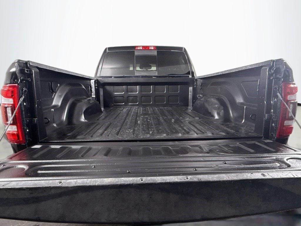 Used 2024 RAM 2500 Laramie AWD/4WD image 33
